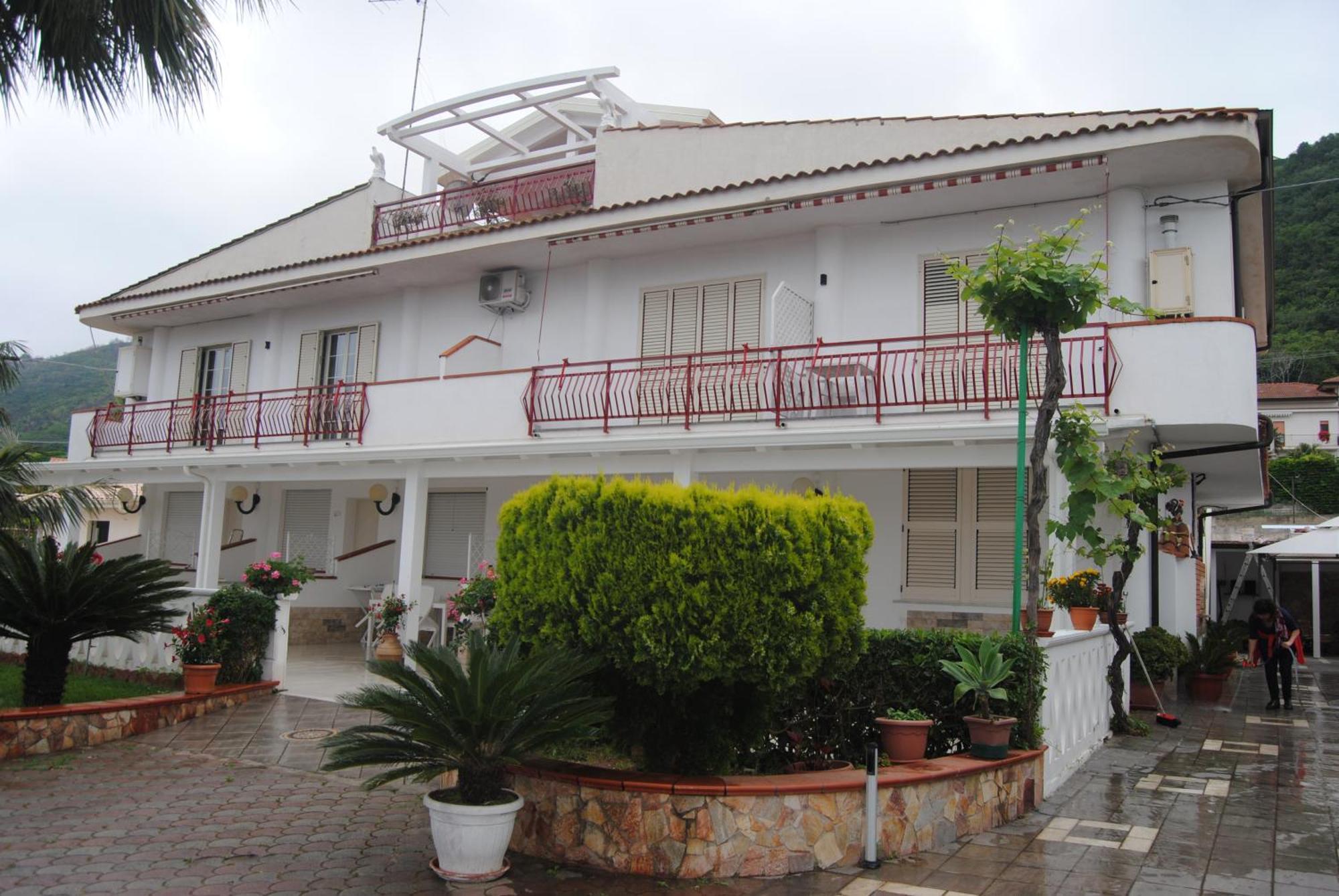 Santa Venere Apartments "Parcheggio Privato" Ricarica Auto Elettriche Tropea Exterior photo