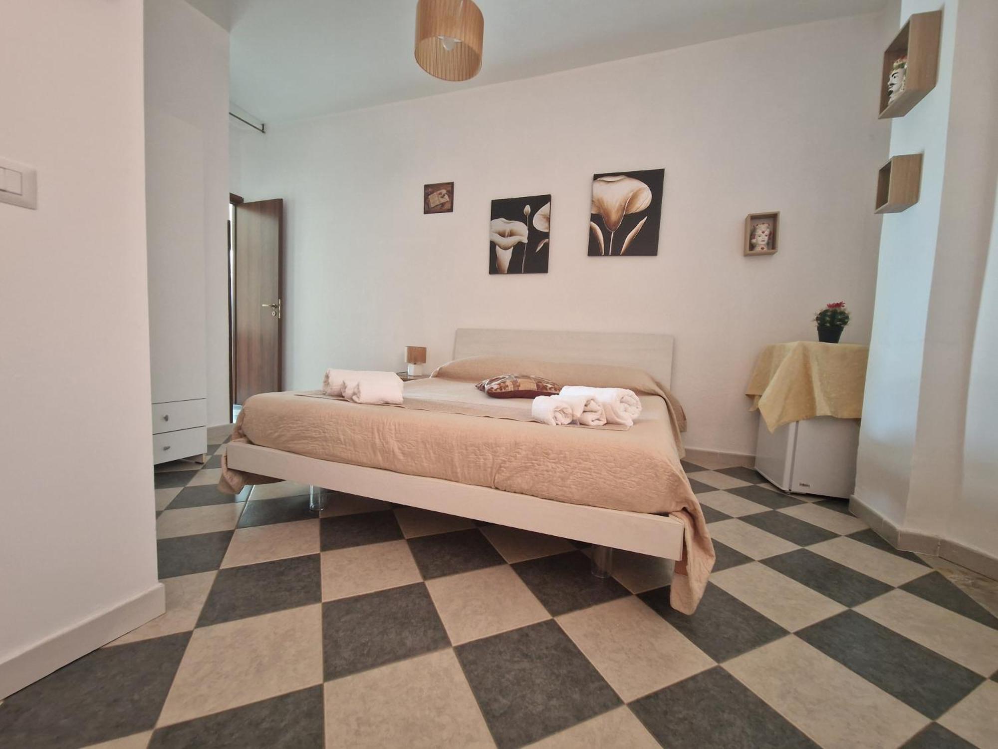 Santa Venere Apartments "Parcheggio Privato" Ricarica Auto Elettriche Tropea Room photo